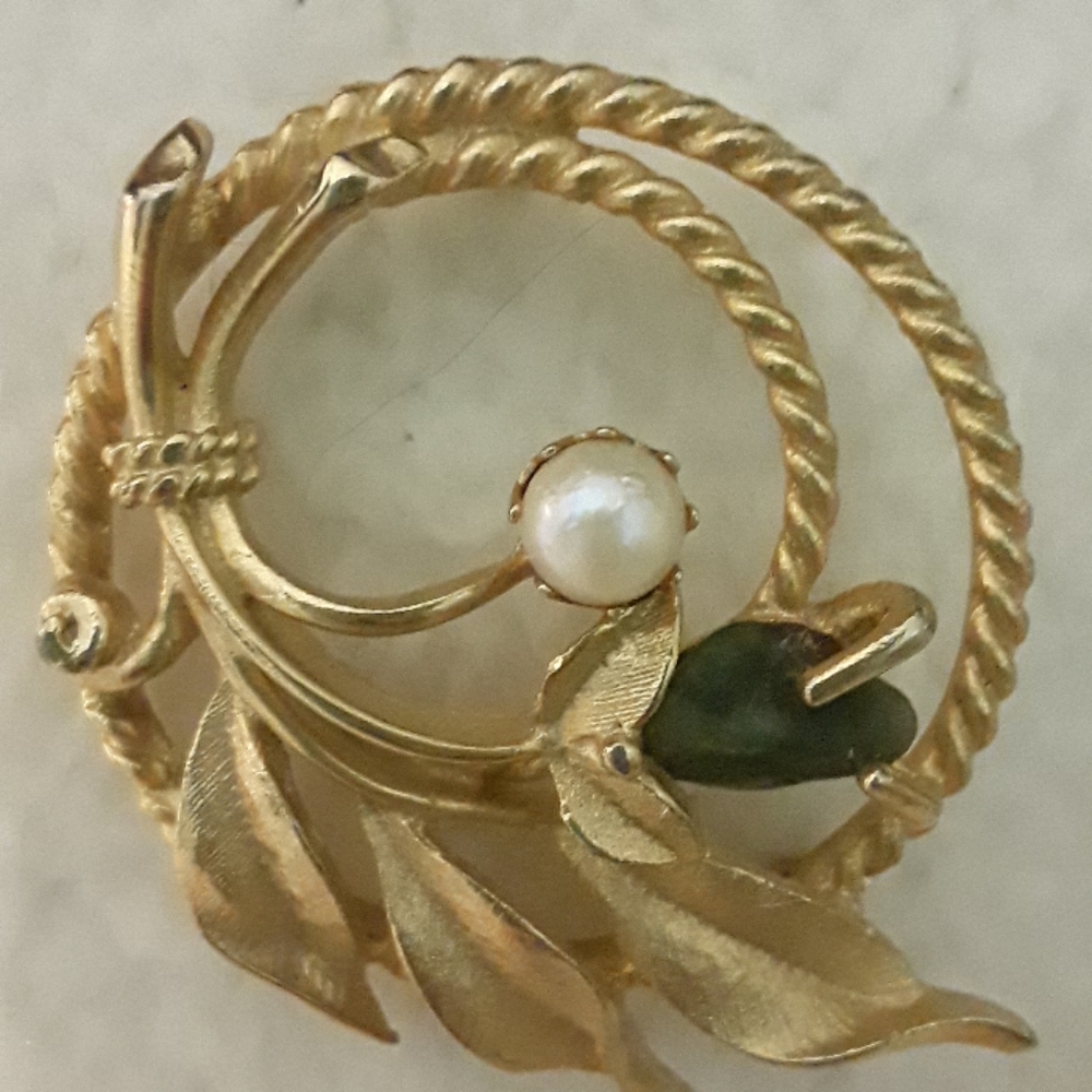 🍃🏵🍃PRICE DROP TODAY BEAUTIFUL VTG BROOCH - Picture 2 of 5